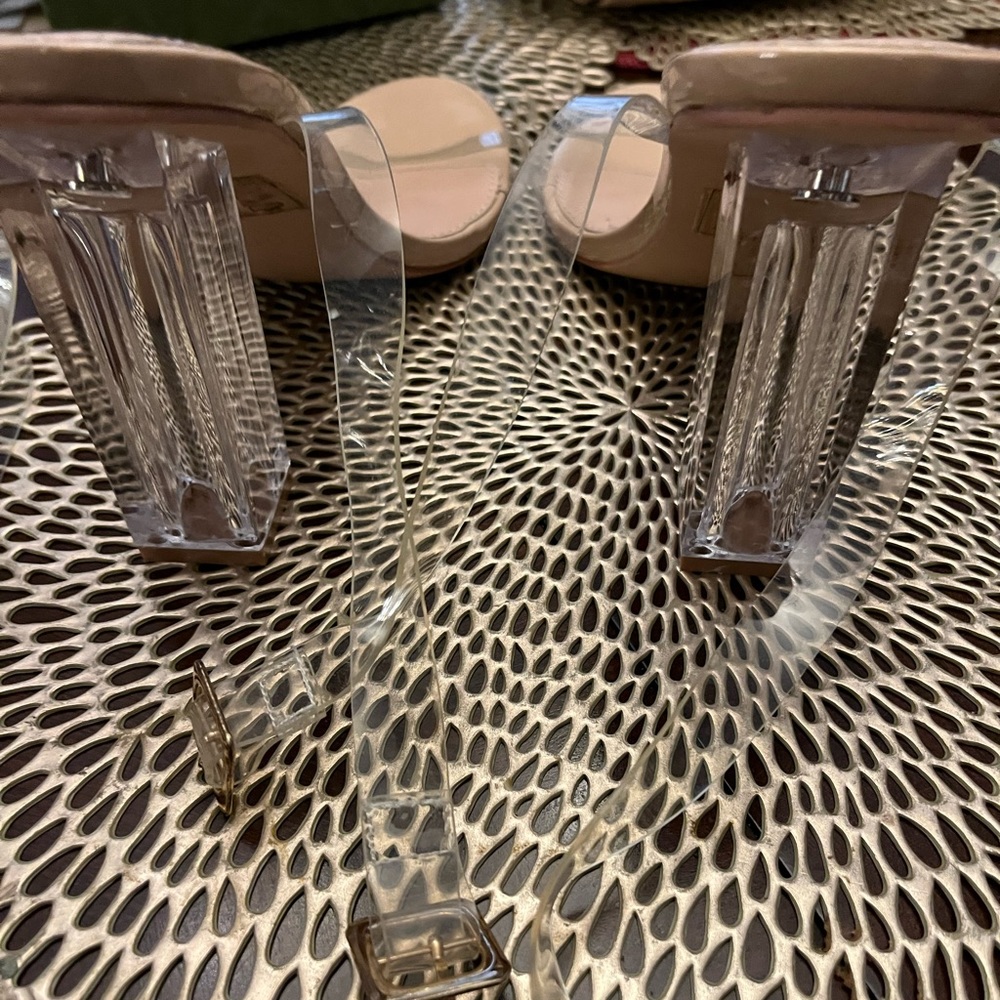 Women heels